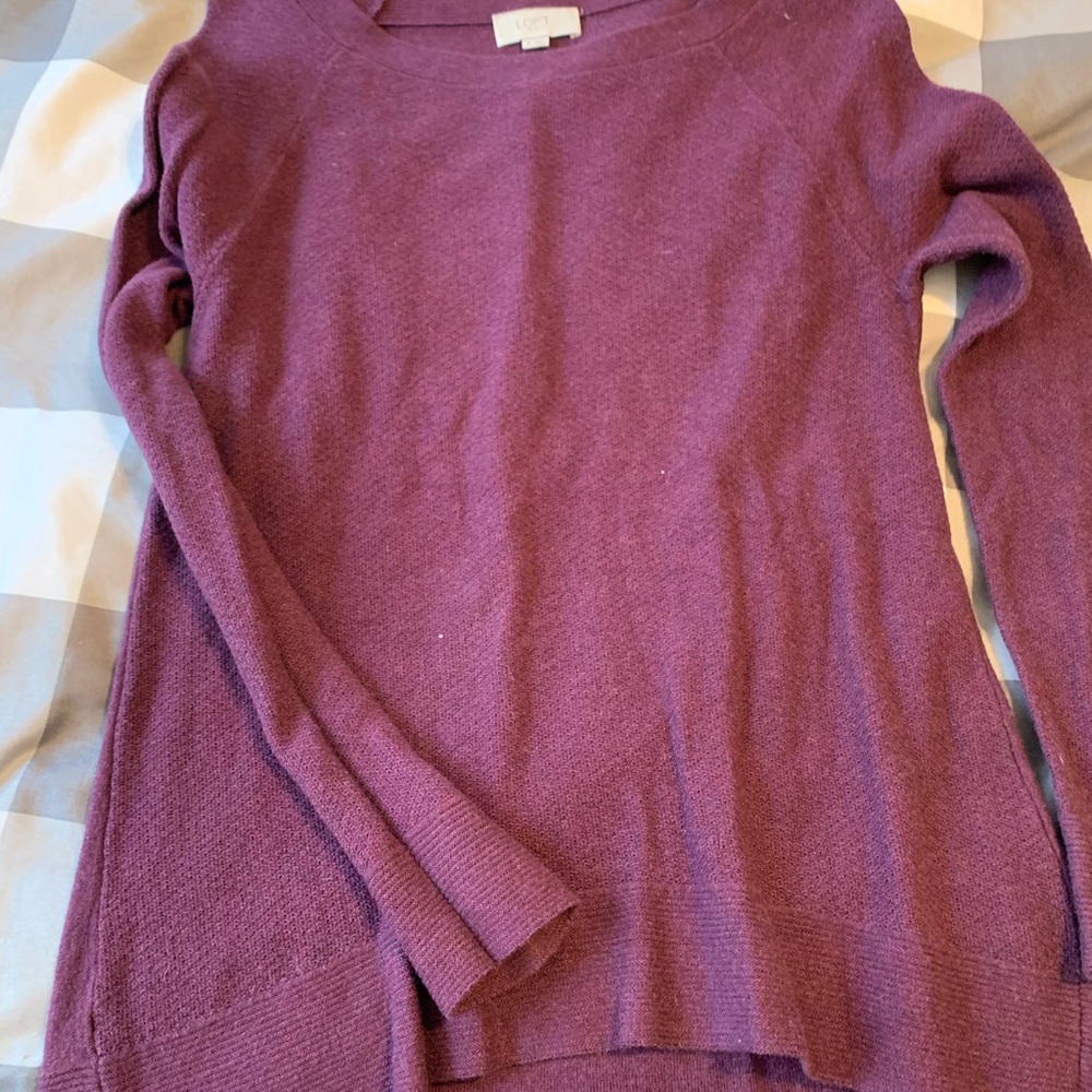 Women’s loft outlet sweater. Size M